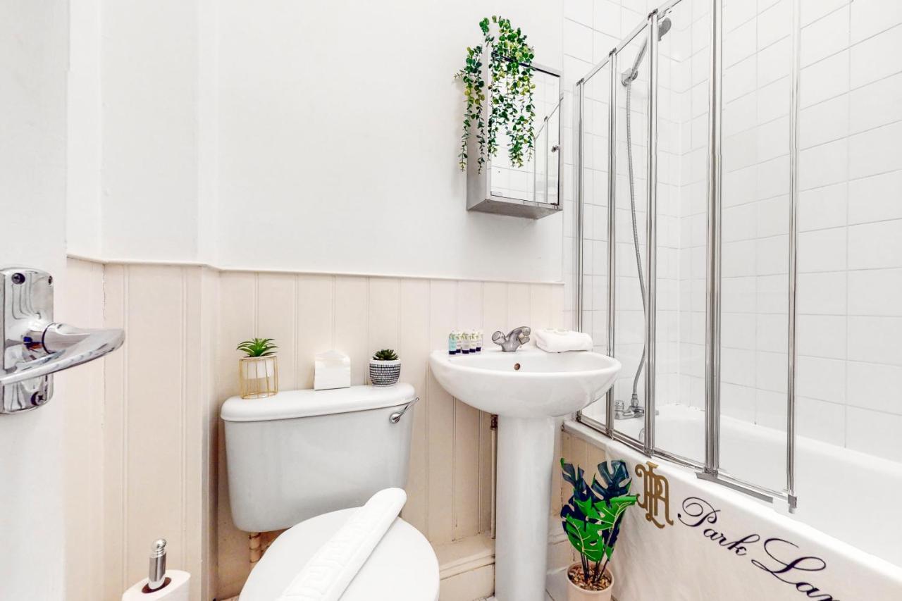 Park Lane Apartments Marble Arch Лондон Екстериор снимка